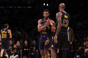 免费NBA篮网vs雄鹿在线观看_免费NBA篮网vs雄鹿在线观看在线观看_免费看直播