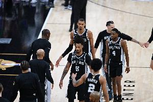 免费突尼斯vs日本直播免费观看进球集锦_免费突尼斯vs日本直播免费观看进球集锦在线观看_免费看直播